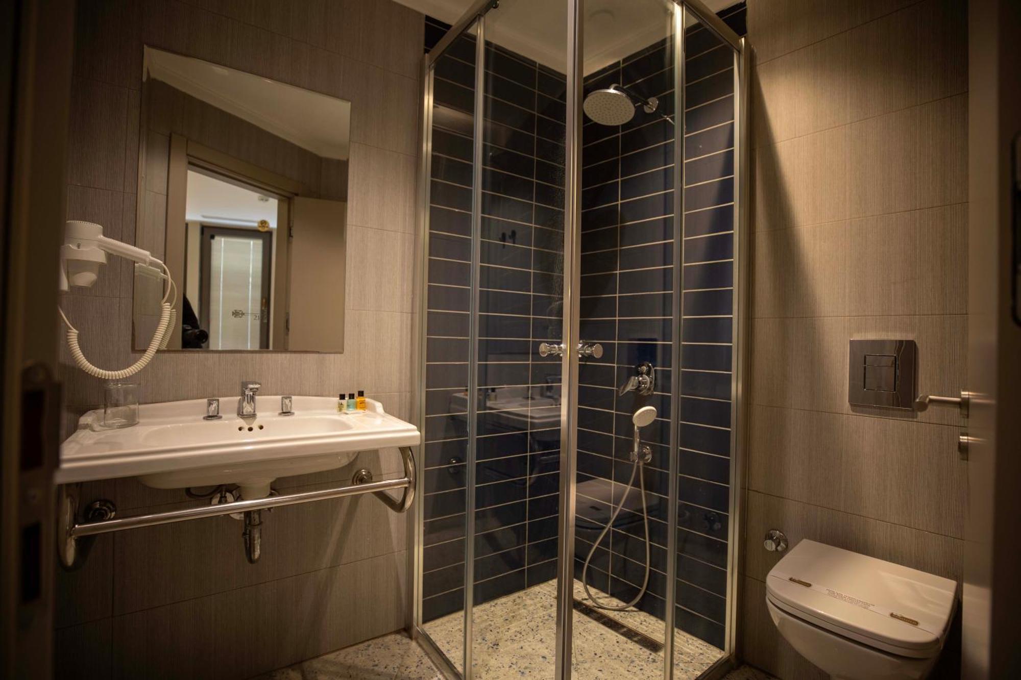 21 Rooms Hotel Istanboel Buitenkant foto